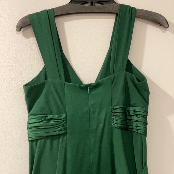 💚green with envy silk satin evening dress💚 - Picture 5 of 6